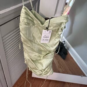 New with tags zara dress. Never worn too small on me.